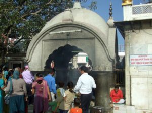 नैना देवी मंदिर का इतिहास, फोटो | Naina Devi History in Hindi !!