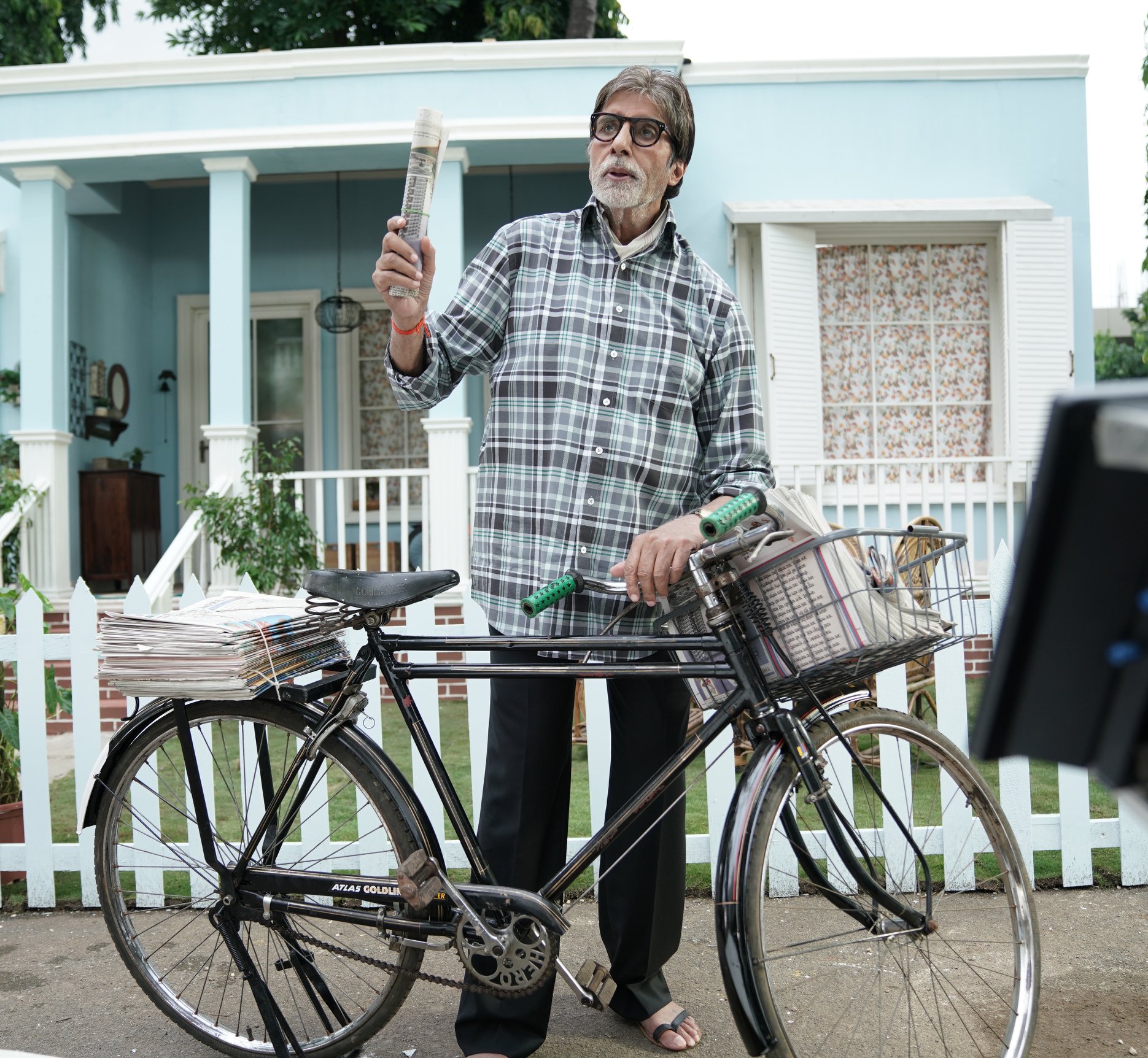 अमिताभ बच्चन की जीवनी | Amitabh Bachchan Biography in Hindi !!